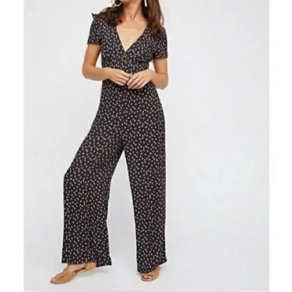 Free People Mila Floral V-Neck floral jumpsuit Size 4 EUC feminine romantic dark - Picture 2 of 9
